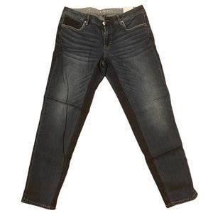 WHBM Women’s “The Girlfriend “ denim jeans NWT